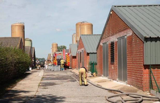 45 brandweermannen kwamen ter plaatse om de brand te blussen Foto: KW