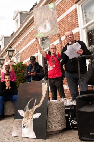 De afsluiting voor het gemeentehuis.